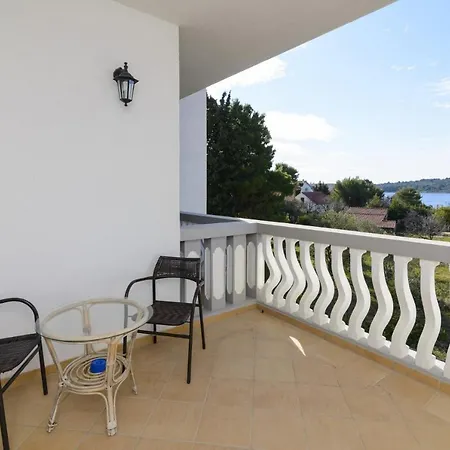 Maris Bed & Breakfast 3*