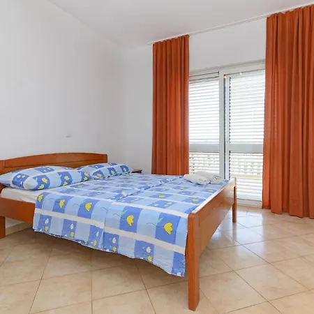 Maris Bed & Breakfast 3*
